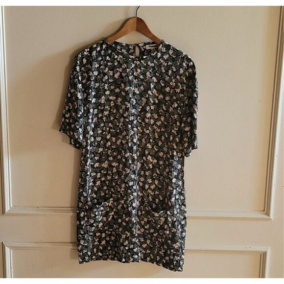 Equipment, Arlinne Printed Silk Dress size Medium new without tags - Picture 4 of 7